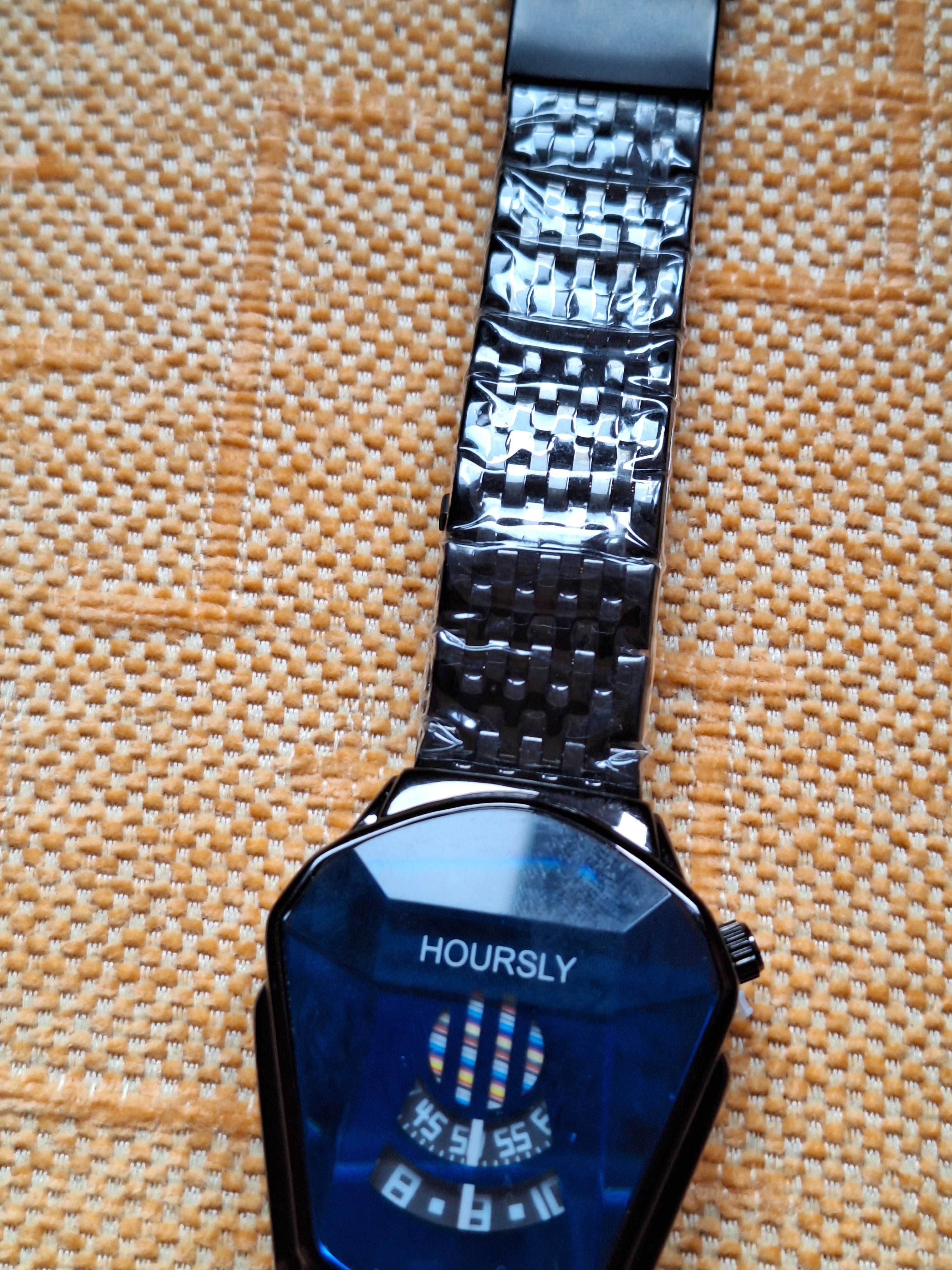 Супер модерен (Аватар),чисто нов,мъжки кварцов часовник.