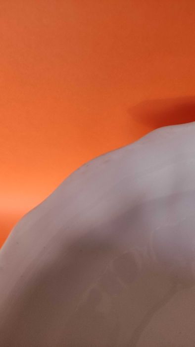 Порцеланова фруктиера със столче