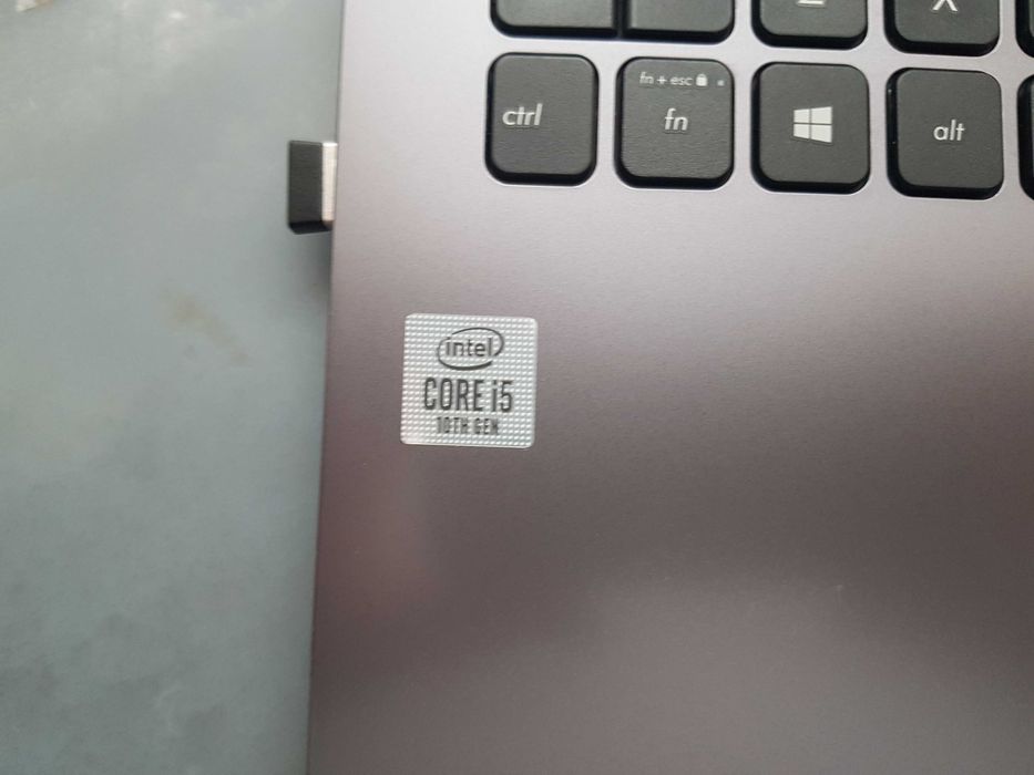 Laptop ASUS 15,6" FullHD Core i5/10th 8G.Ddr4 500G.SSD - SUPER PRET !