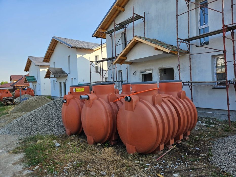 Ministati, fose tricamerale, rezervoare