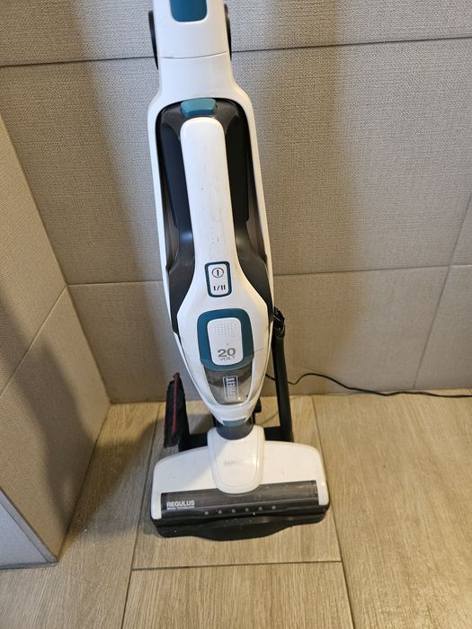 Aspirator fara fir Leifheit Regulus 2 in 1