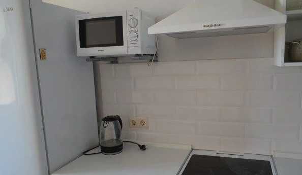 Дава се под наем Едностаен апартамент в Пловдив, Старият град - 45 кв.м за 214.2 € - Снимка #2