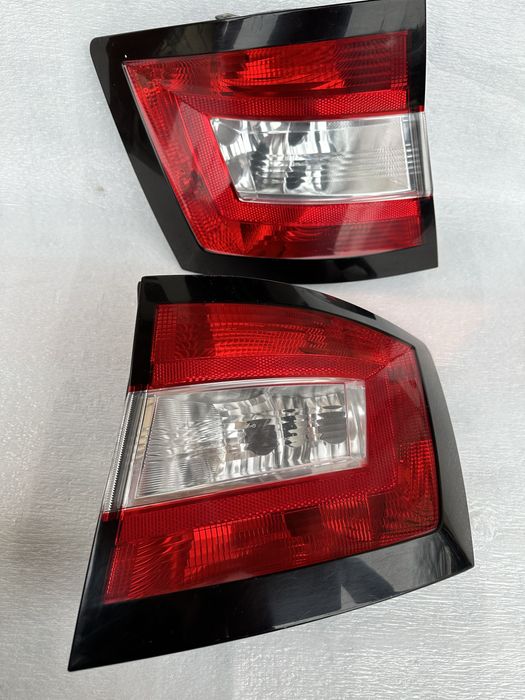 Stopuri stânga dreapta skoda fabua 3.6v.break.6v9945096.6v9945005.