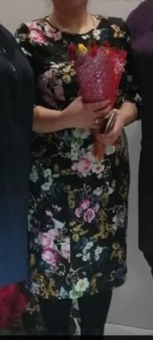 Продам платье 52 размер