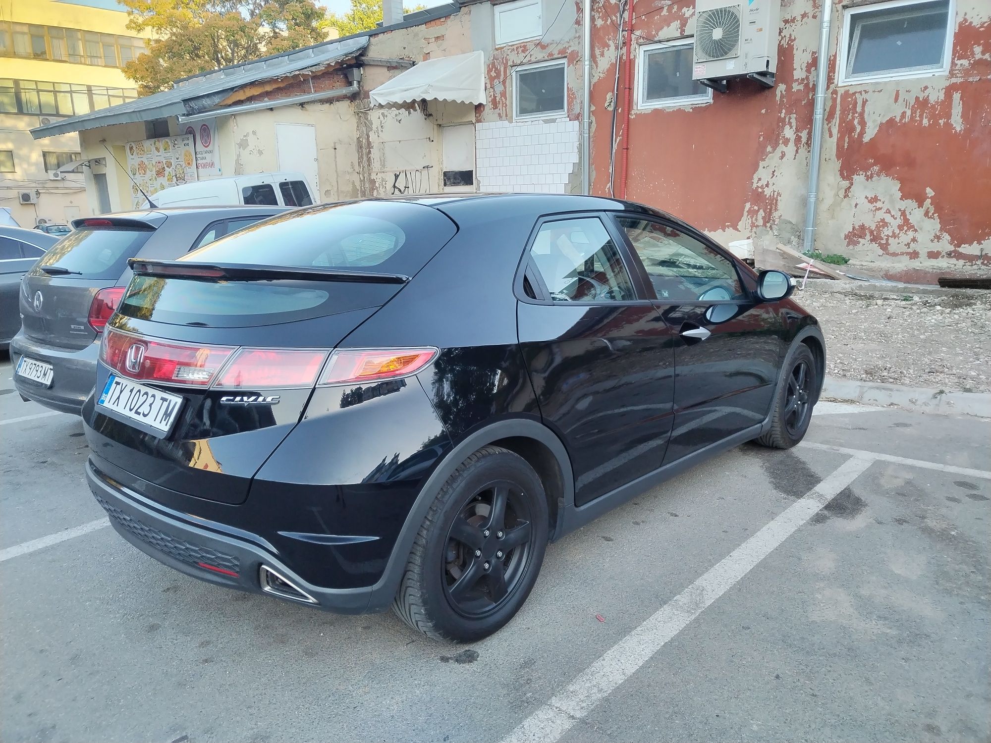 Honda Civic 8 (1.8, 140 к.с.) с газова уредба – отлично състояние!