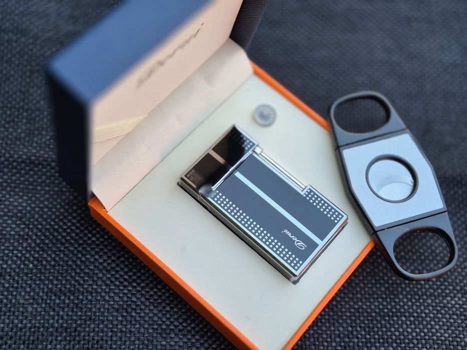 Луксозна газова запалка Derui с подарък резачка за пури,четири цвята