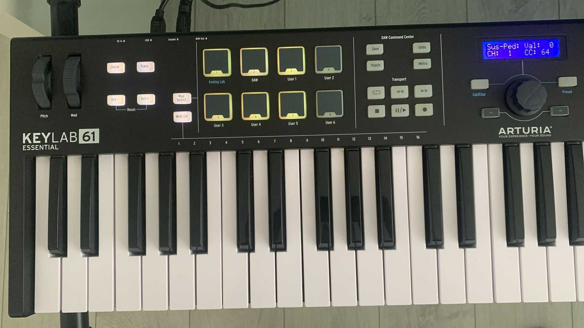 Clapa MIDI Arturia KeyLab Essentials 61