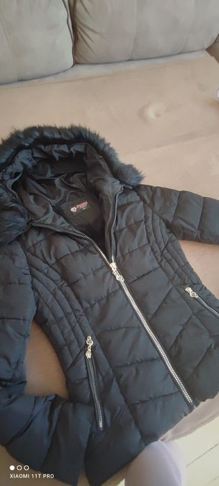 Дамско зимно яке размер С/М