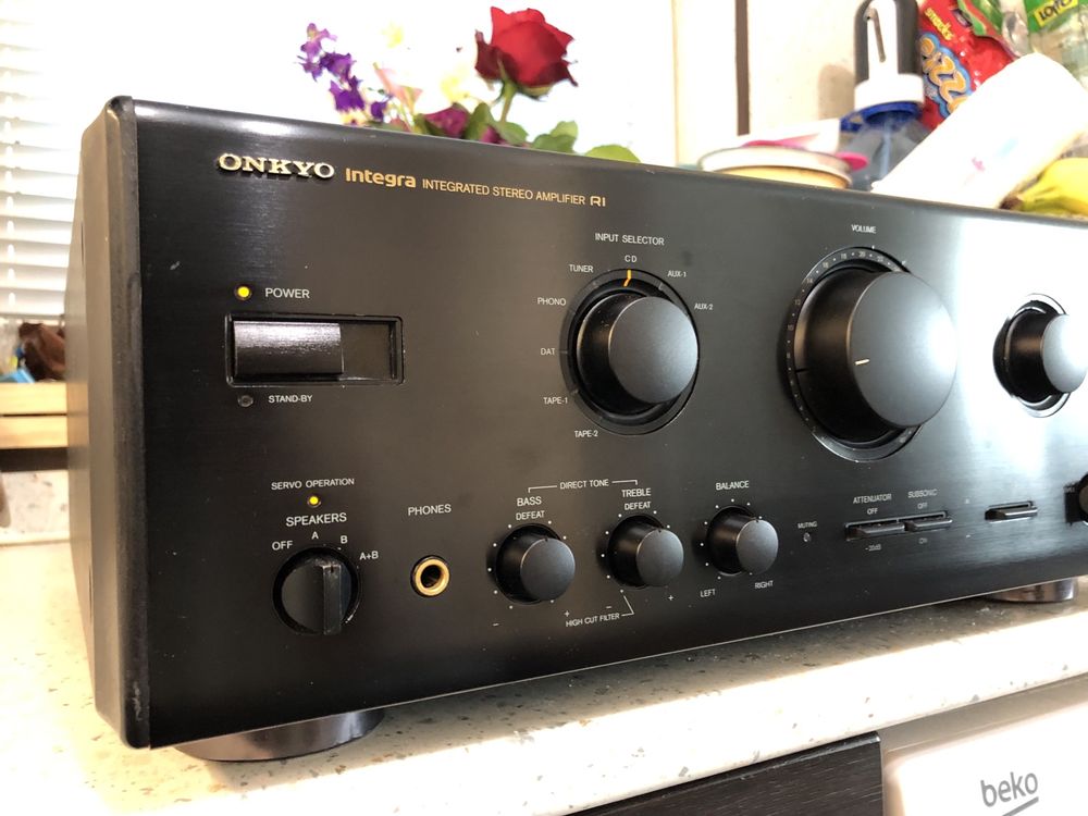 Onkyo A-8850 Стерео