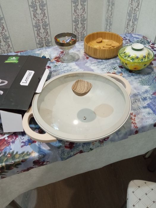 Вок Казан от Leevan