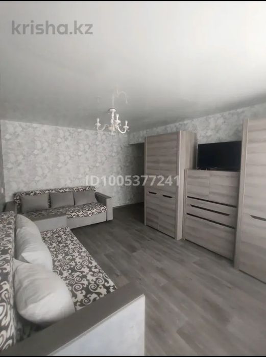 Сдам 2х комнатную на длительный срок на набережной Славского