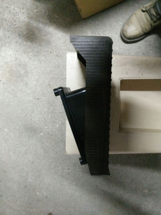 Masina cusut HUSQVARNA 4000 SERIE