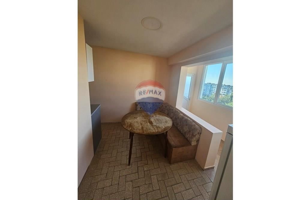 Дава се под наем Двустаен апартамент в Варна, Владислав Варненчик - 60 кв.м за 382.5 € - Снимка #2