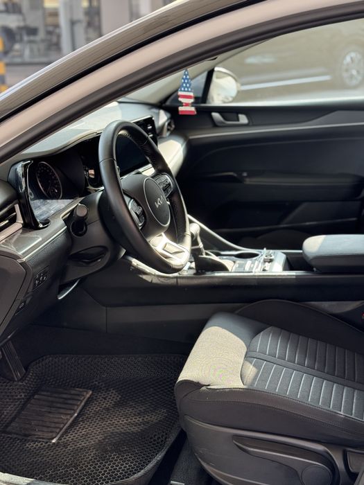 Kia k5 2023 sotiladi