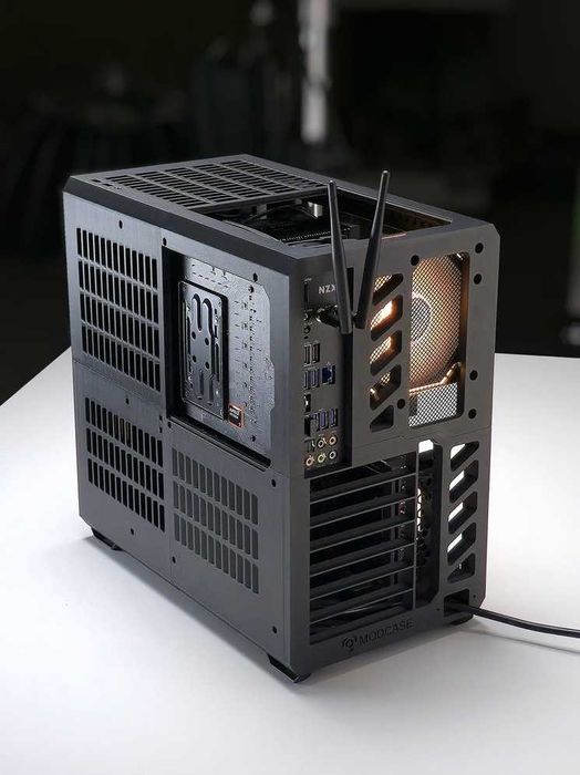 Carcasa ATX Gaming Printata 3D Dual Rad 280mm GPU 7 slot 24Litrii