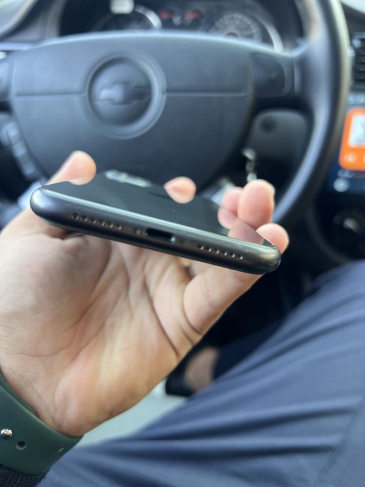 IPhone 11 64Gb black ideal