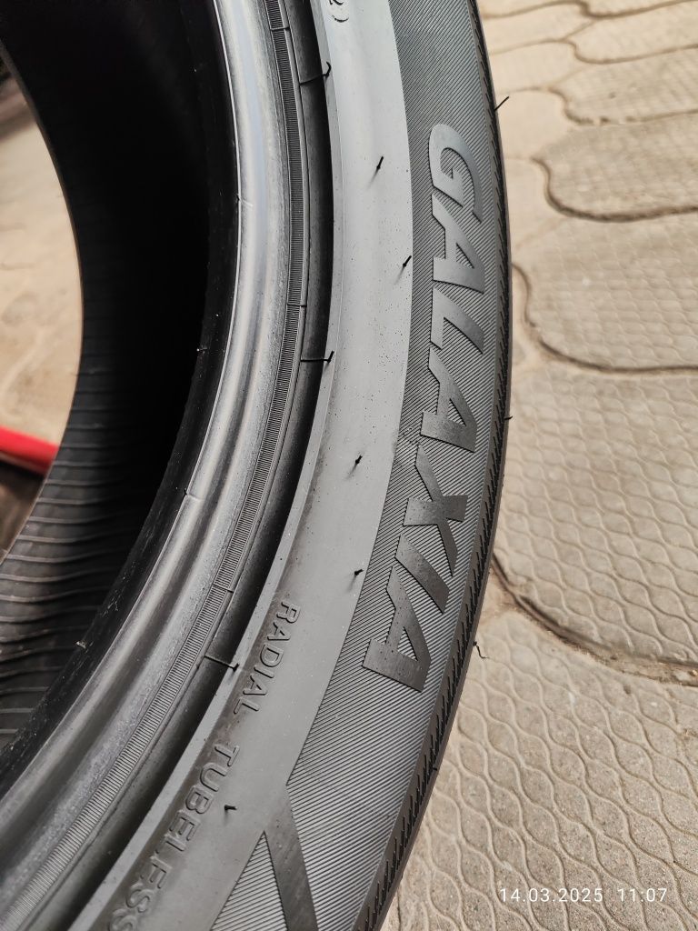 Galaxia 235/60 R19