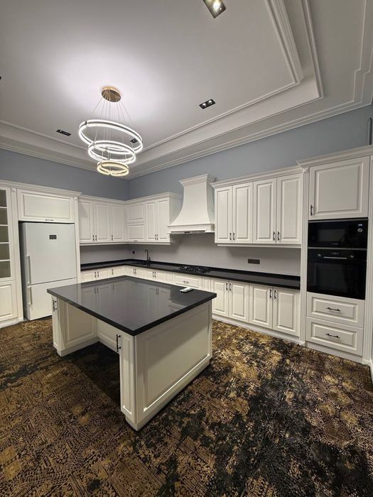 Продается шикарный дом 5 соток с бассейном и сауной