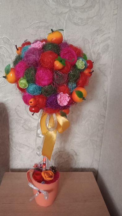 Фруктовый топиарий. Высота 48 см.
