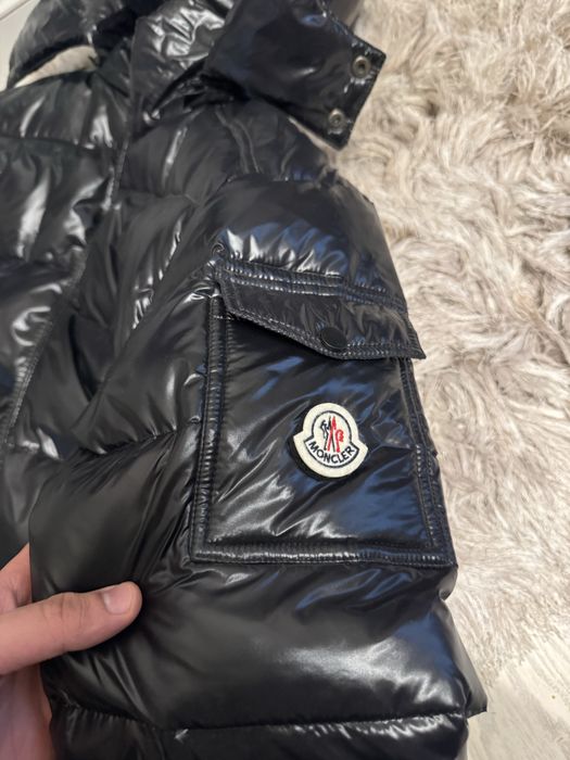 Geaca Moncler L cu gluga