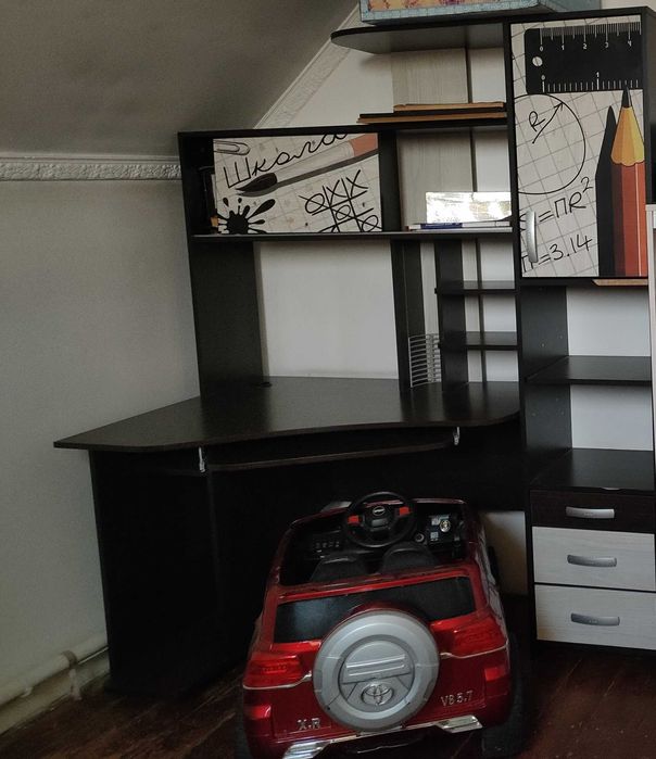 Продам детскую мебель