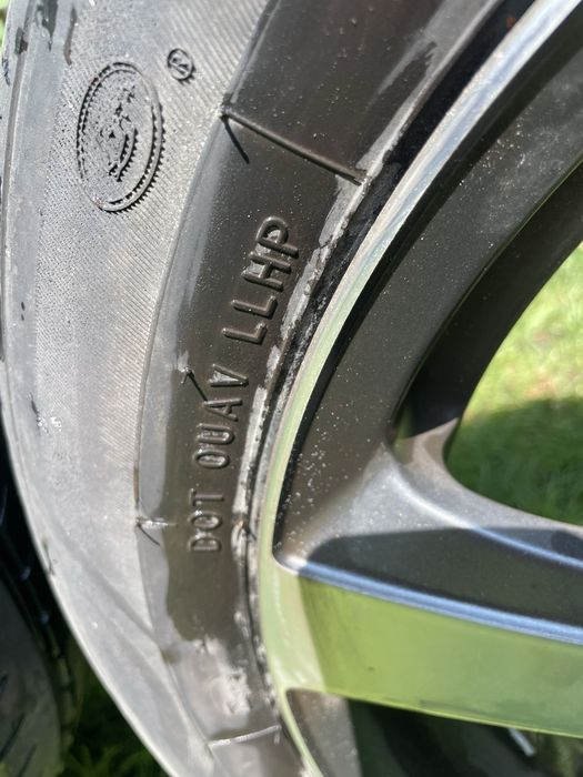 Jenti cu cauciucuri SABB 93