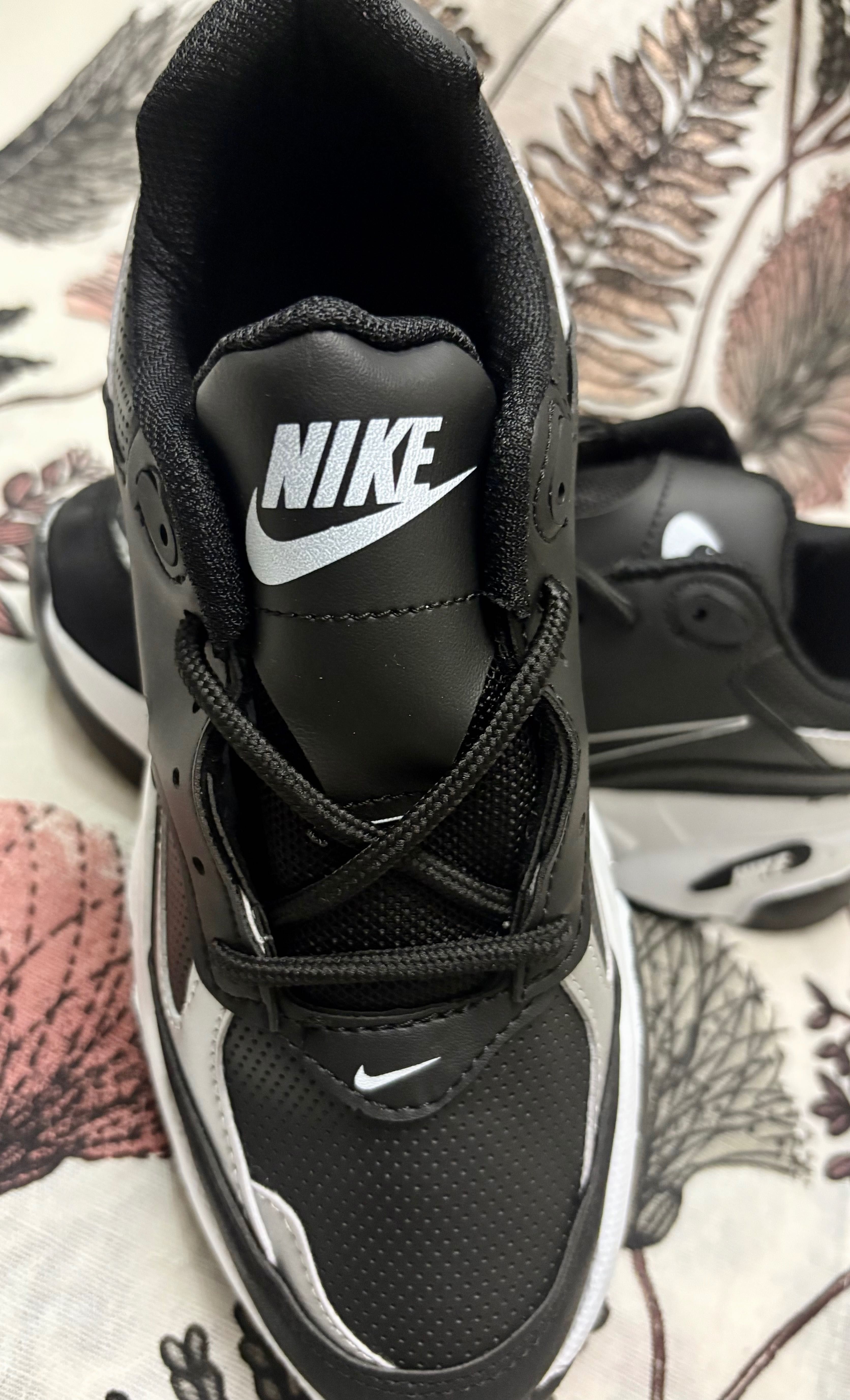 Нови маратонки Nike 38 номер