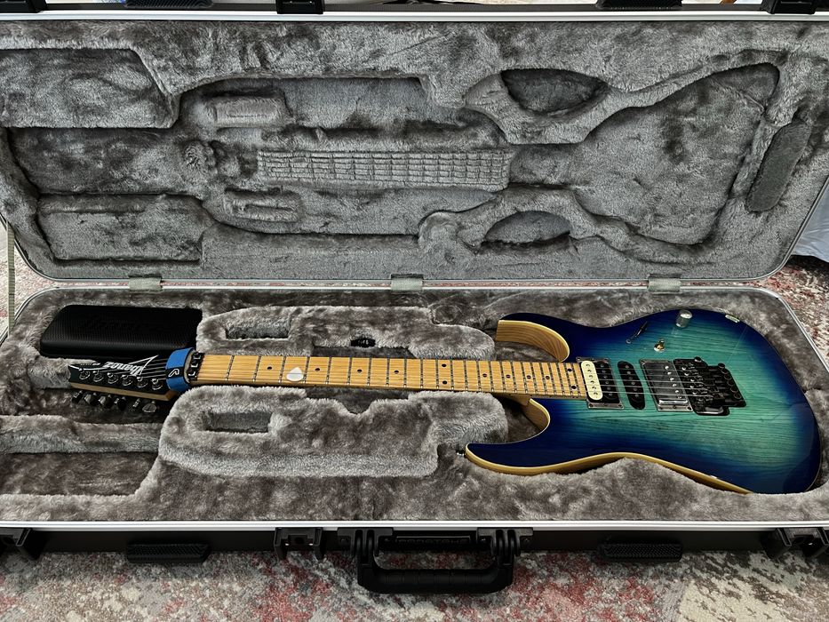 Ibanez RG370ahmz+Case Ibanez MR500C