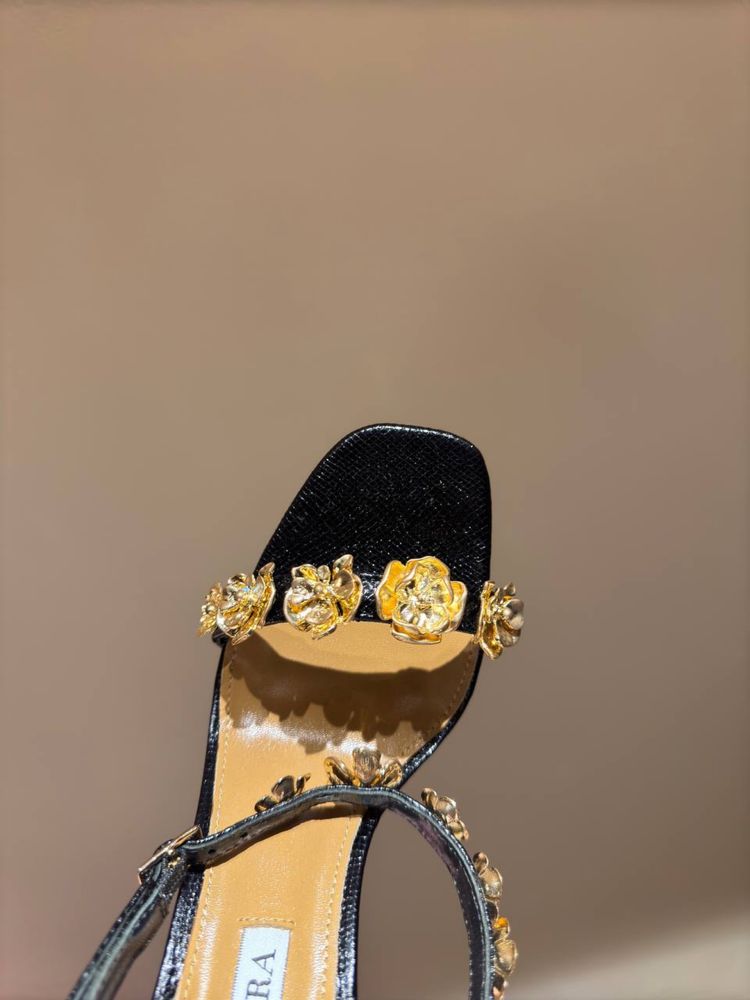 Pantofi Aquazzura