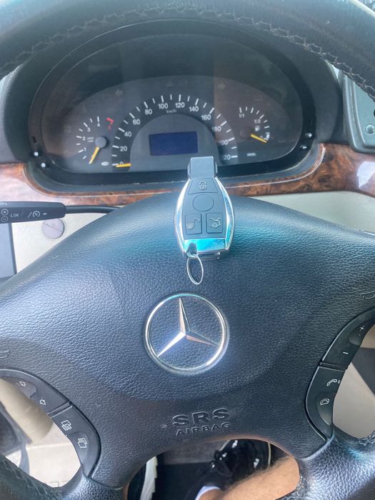 URGENT! Vand Mercedes Benz Viano 2.2 diesel