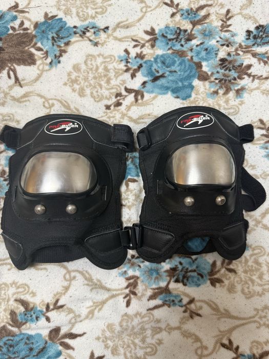 Vând Echipament enduro/motocross