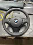 Volan e90. Cusaturi M, RETAPITAT nou