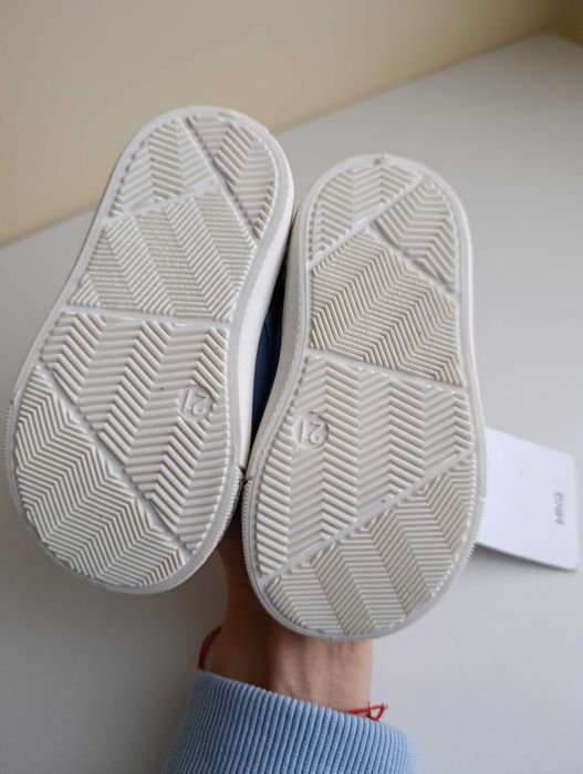 Бебешки обувки MNG размер 21