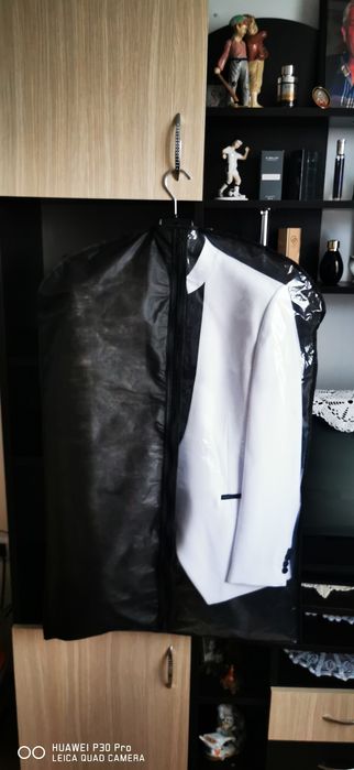 Costum bărbătesc