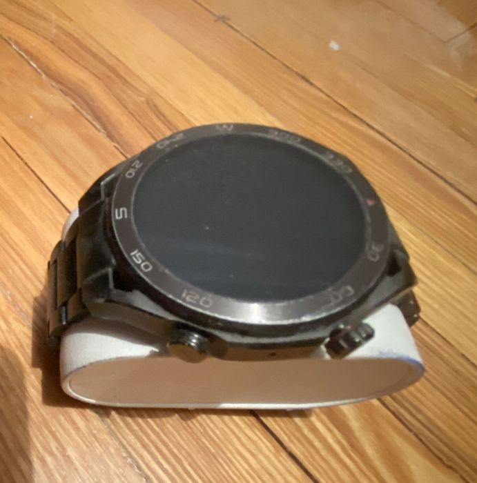 Продам смарт часы SK4