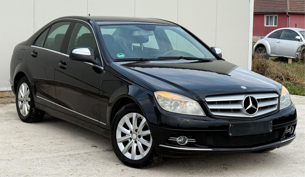 Mercedes C220 Avantgarde Elegance / Import Germania