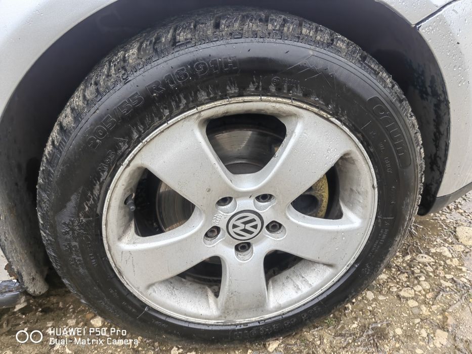 Vw Golf 5 1.9TDI 105 BKC на части