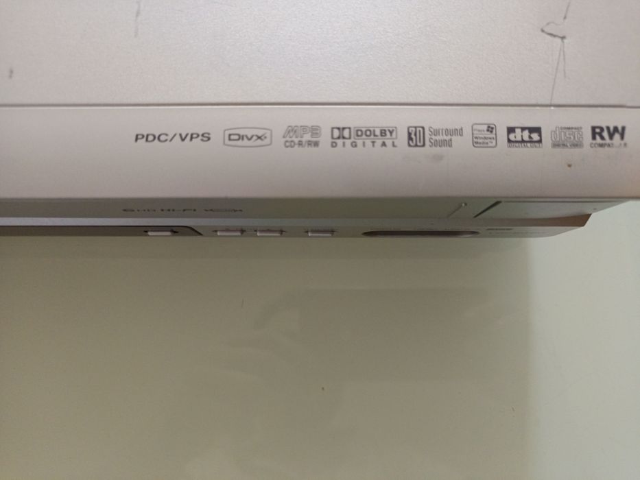 Video dvd player combo Schneider silva dvc4015 divx