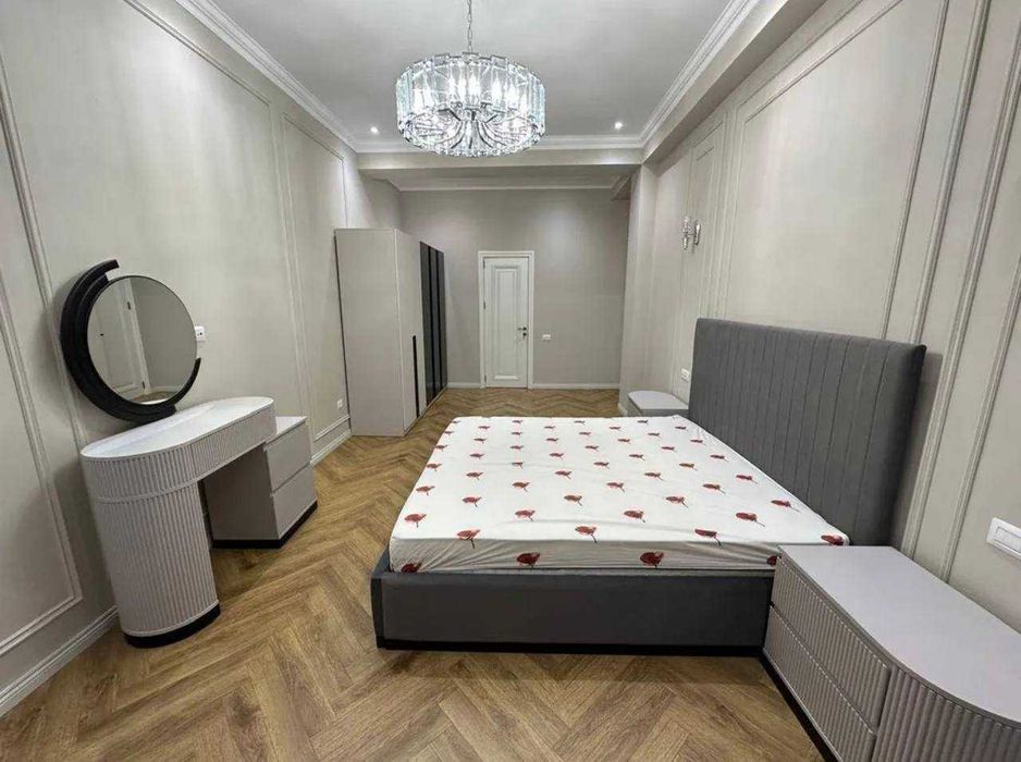 СРОЧНО Сдаётся кв Фархадский 2-ком/4/8 ро-н Чиланзар-10 кв 011