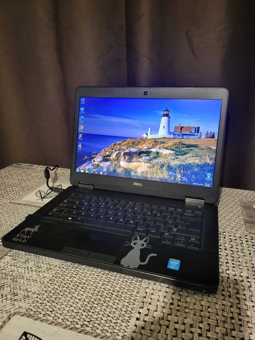 Laptop DELL Intel I5, 8GB - Hard 1 TB