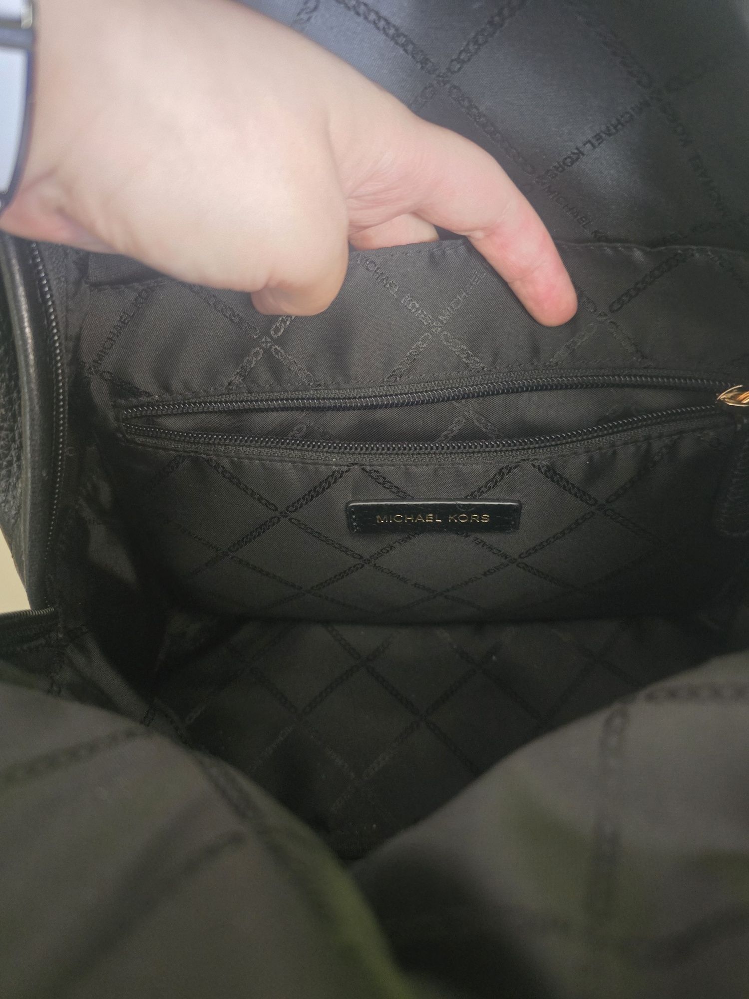 Голяма кожена раница Michael Kors