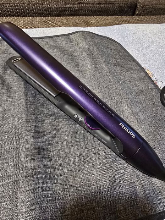Philips преса за изправяне на коса