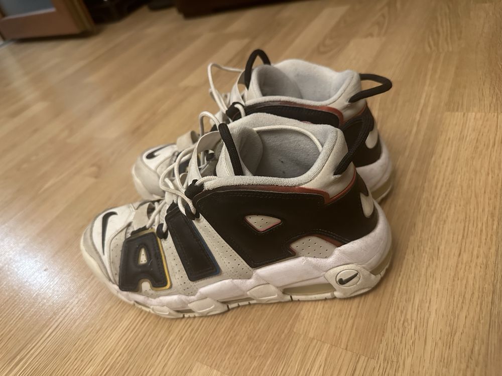 adidasi nike Uptempo