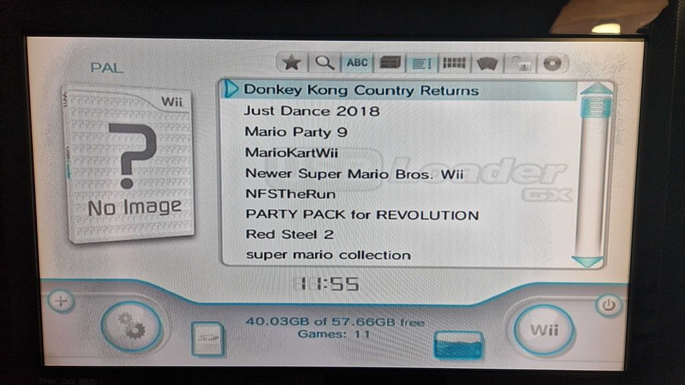 Nintendo Wii + аксесоари, хакнато, 64GB