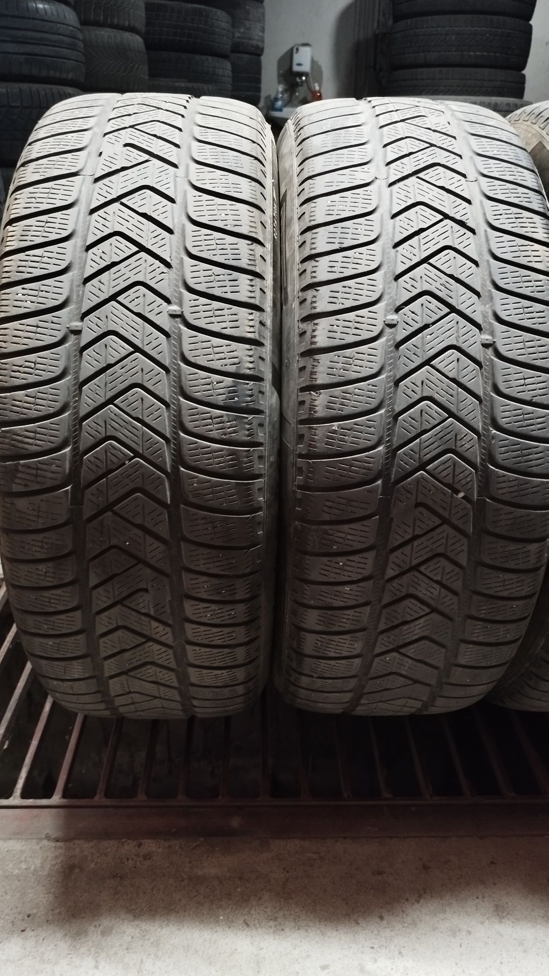 Pirelli 235/55/20
