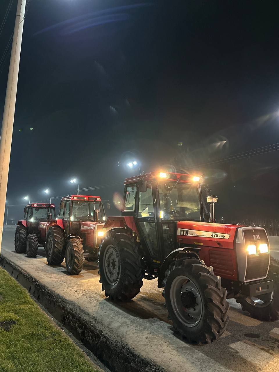 Traktor Трактор ITM475-4WD