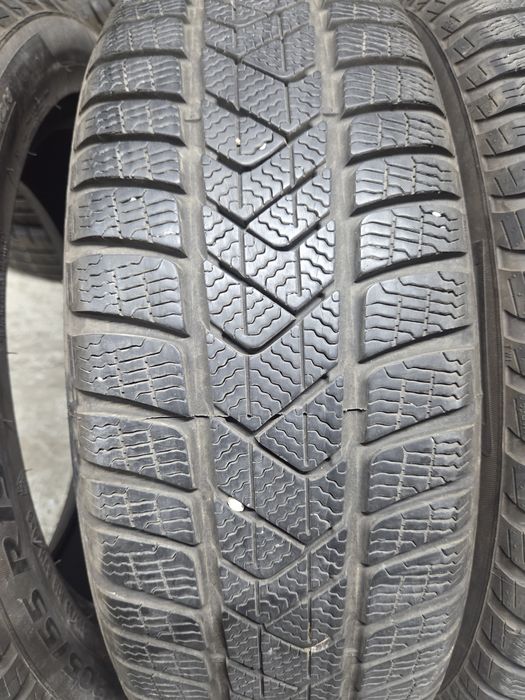 Set 4 anvelope SH iarna Pirelli 205/55/19 dot 2021