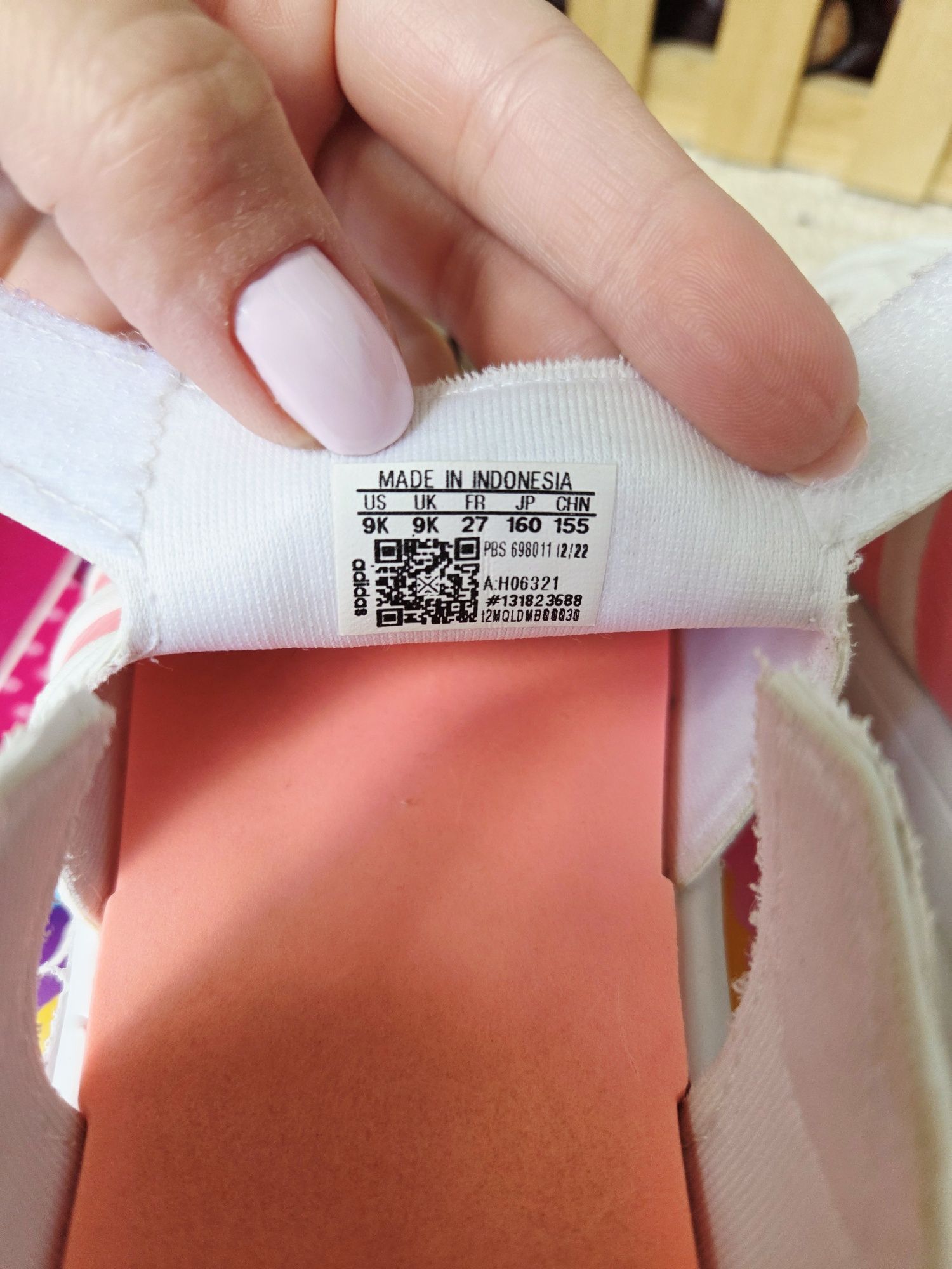 Сандалки adidas 27номер