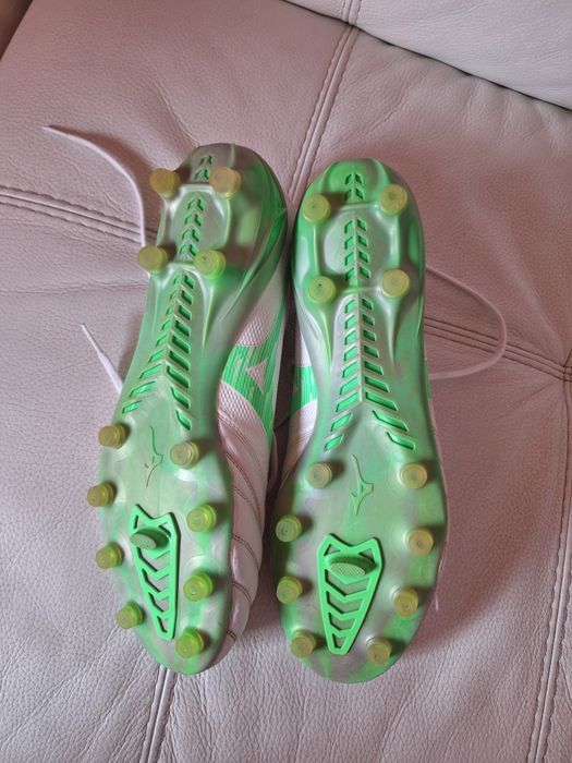 Футболни обувки Mizuno