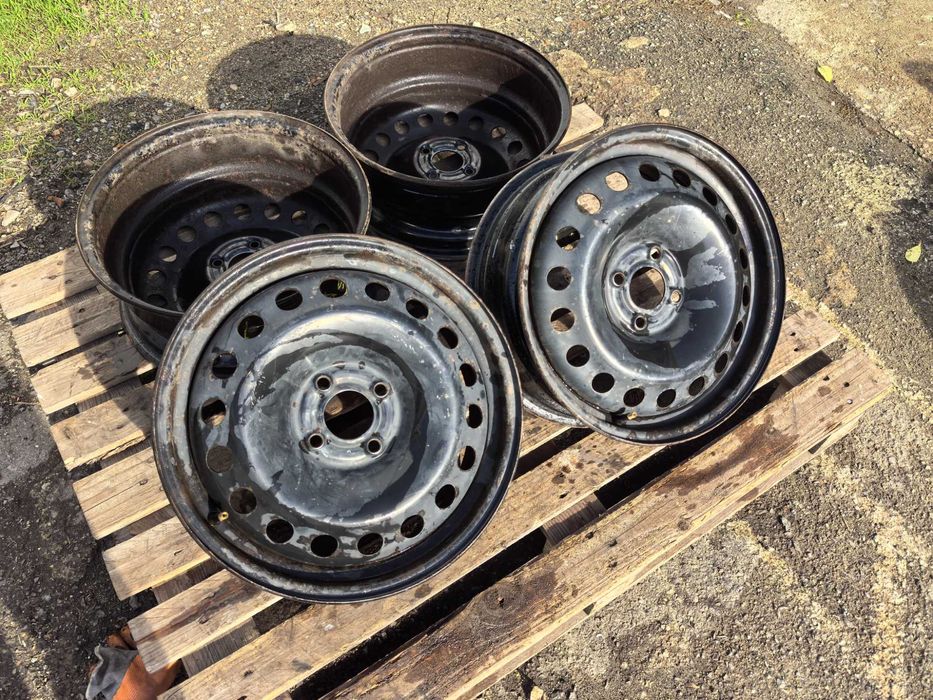 16 цола 4 х 100 мм Рено / Дачия / Нисан - 6,5 Инча / ЕТ 49